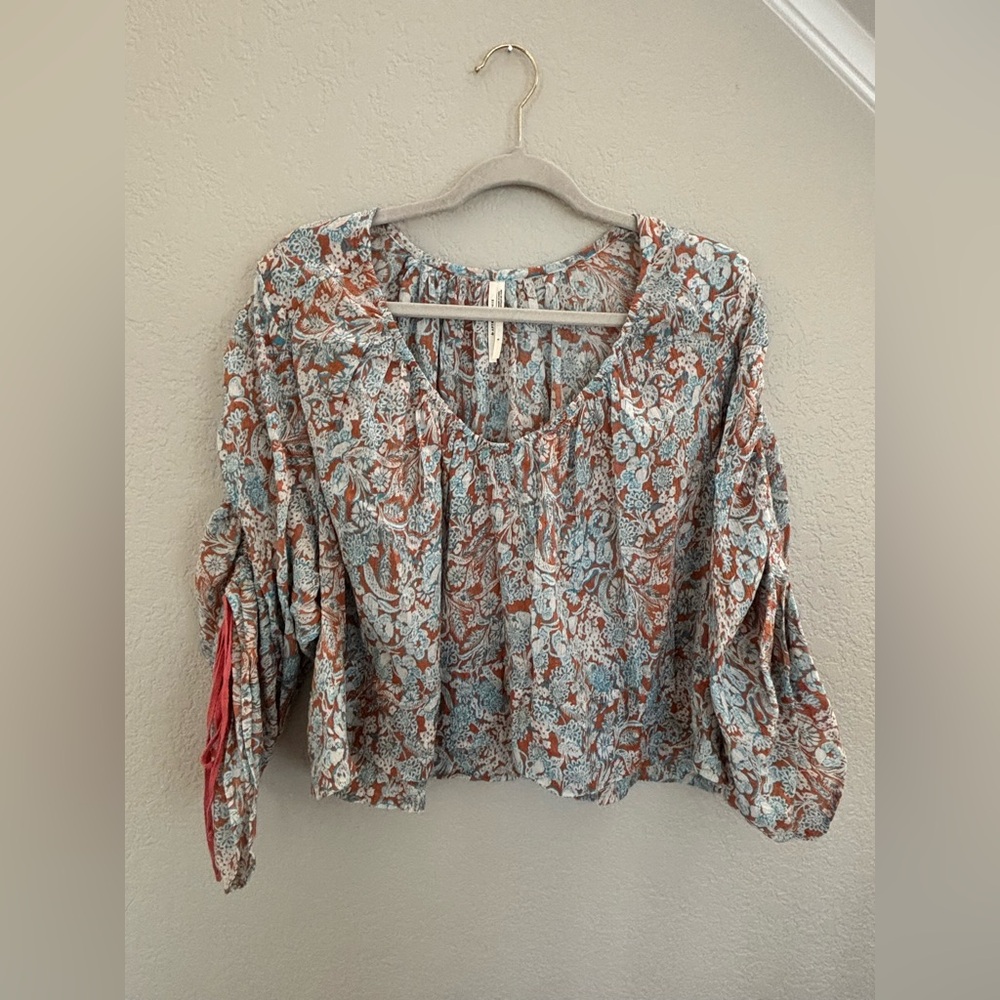 Anthropologie long-sleeve shirred blouse - Picture 4 of 9